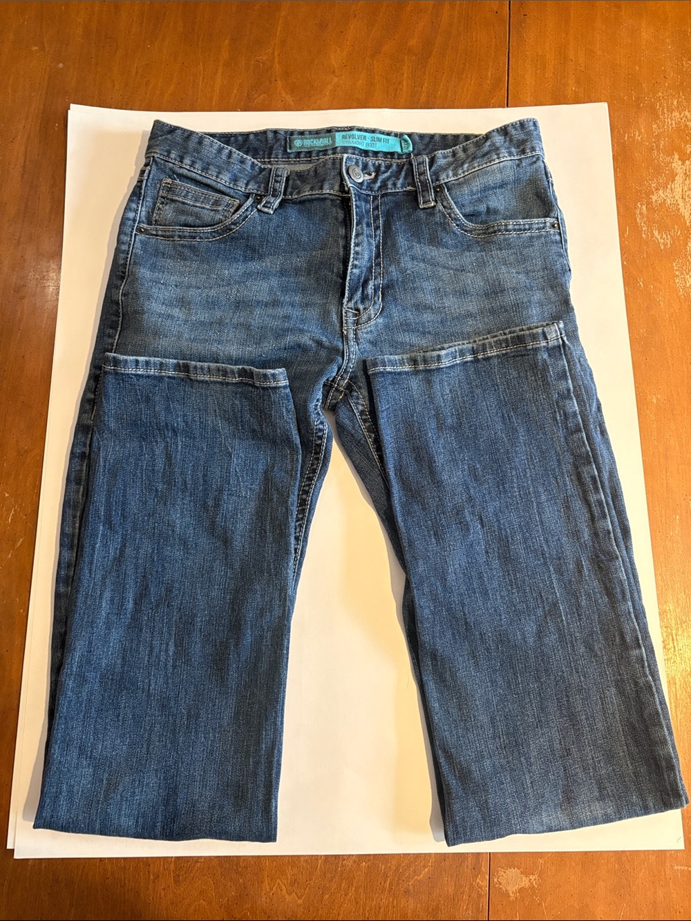 Men's Straight Jeans in Medium Blue - Unbranded